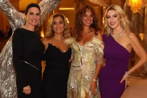 Türk məşhurlar toyda