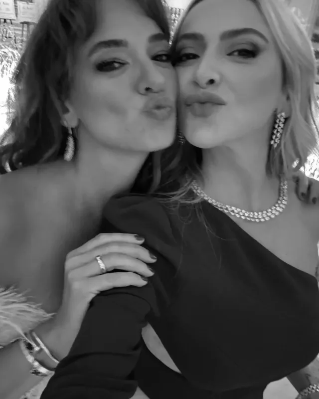 Türk məşhurlar toyda