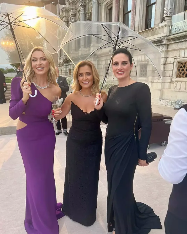 Türk məşhurlar toyda