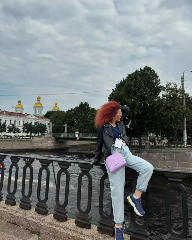 Vəfa Peterburqa uçdu