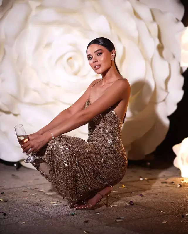 Həmidə instaqrama qayıtdı!