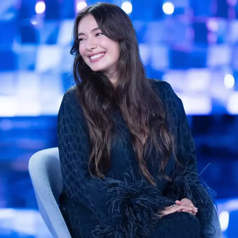 Neslihan övladının cinsiyyətini açıqladı