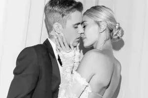 Evliliklərinin 6-cı ildönümünü qeyd etdilər