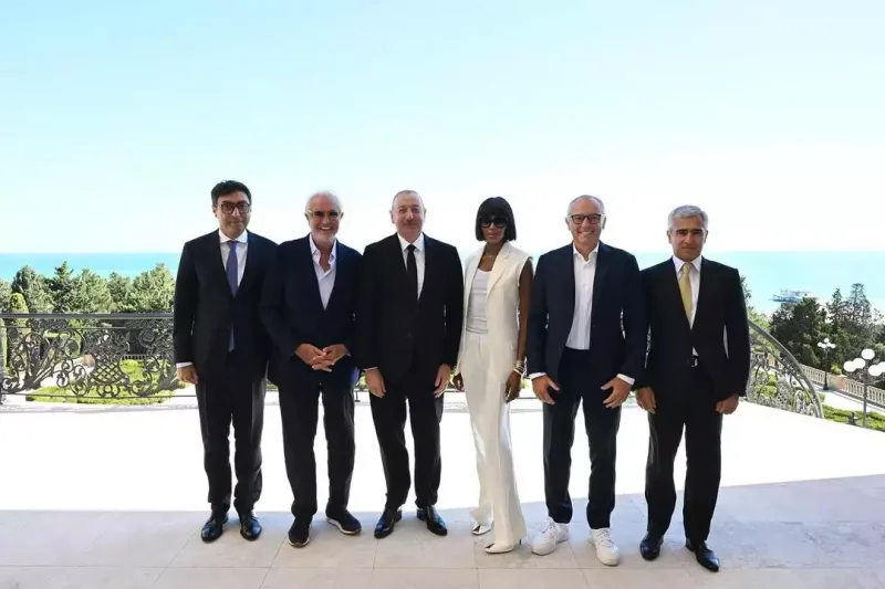 Naomi Kempbellinin Bakıdan paylaşımı