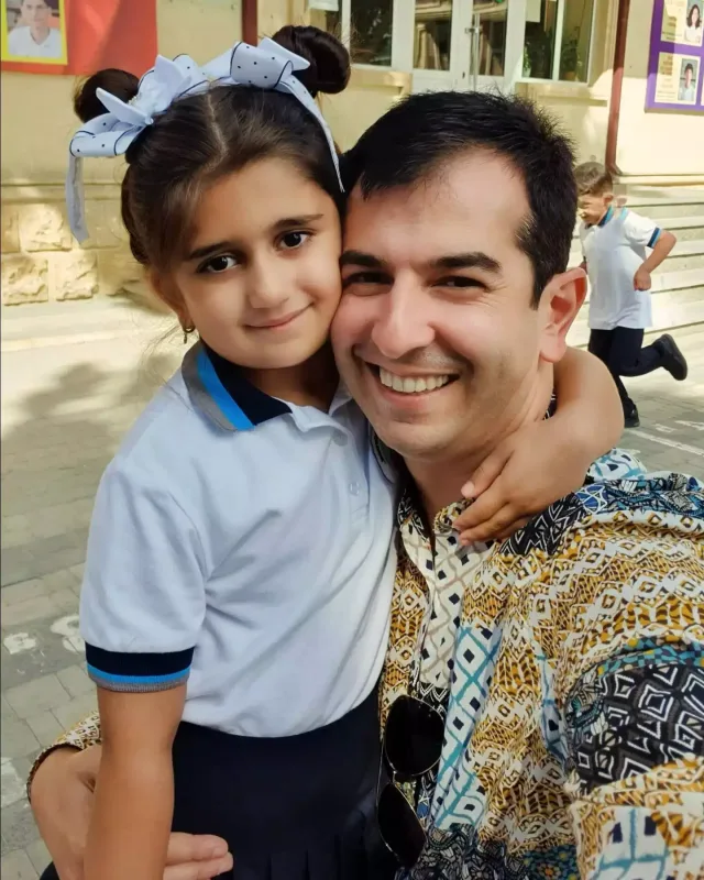 Salehin də övladı məktəbli oldu