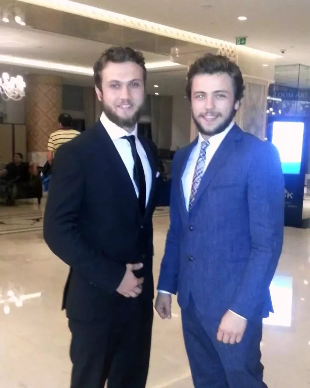 “Şahzadə”lər rəqib oldu!