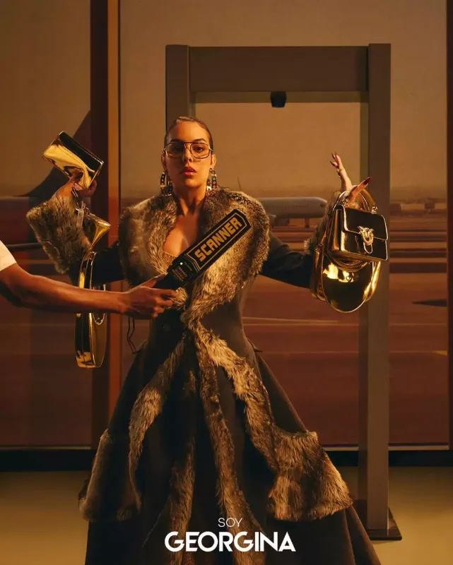 Ronaldonun arvadı görünüşünü dəyişdi