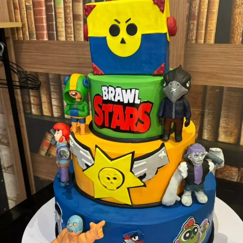 Zamiq oğluna ad günü etdi - Video