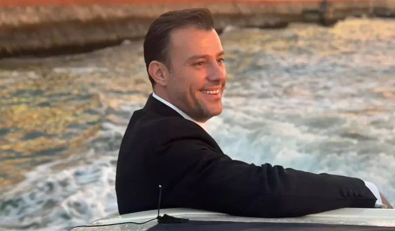 Salih məşhur əsərin filmində