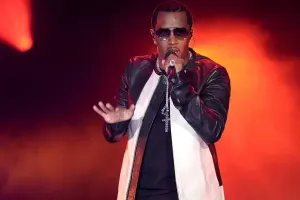 Azadlığa çıxmaq üçün 50 milyon təklif etdi