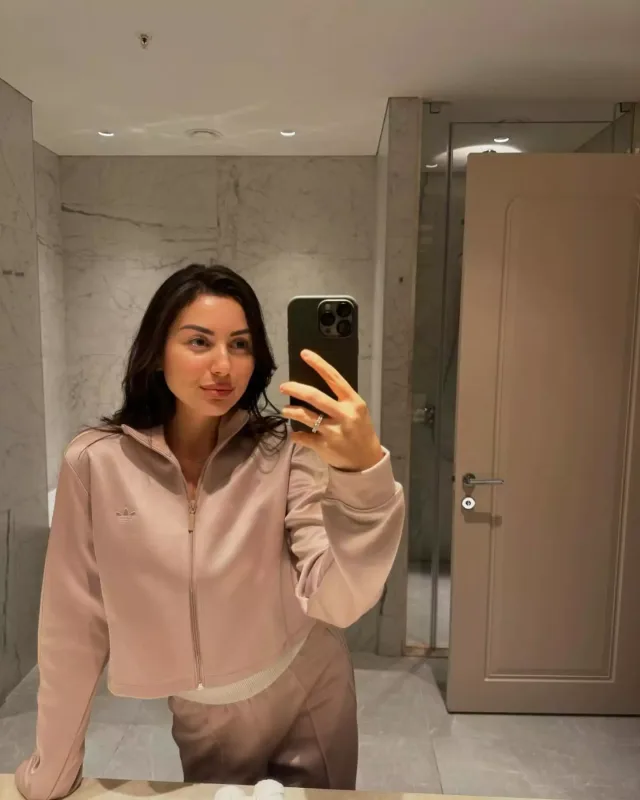 Safura həyat yoldaşı ilə Şuşada