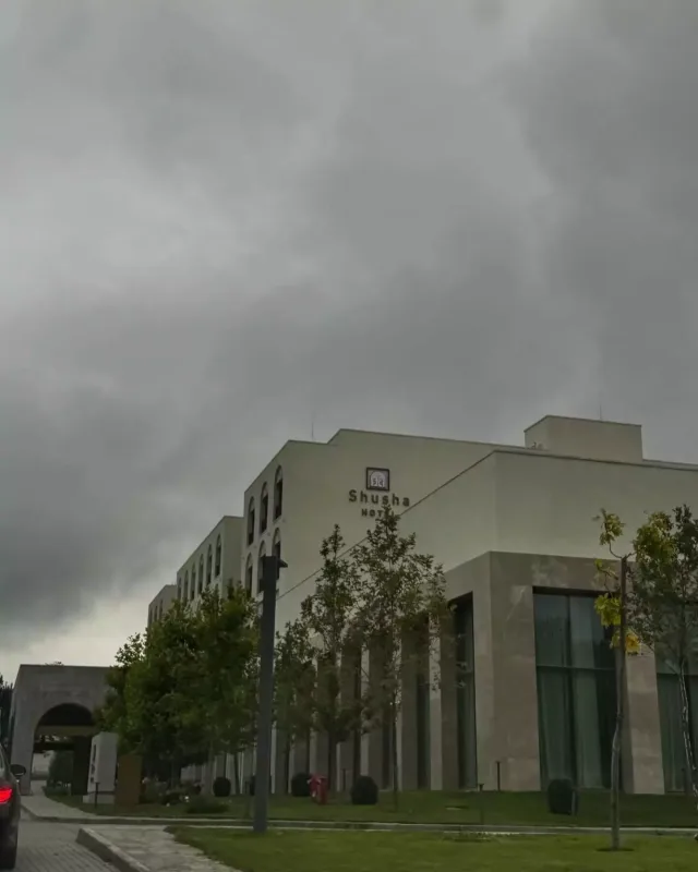 Safura həyat yoldaşı ilə Şuşada