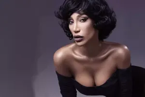 Röya Ayxan yeni imicdə!