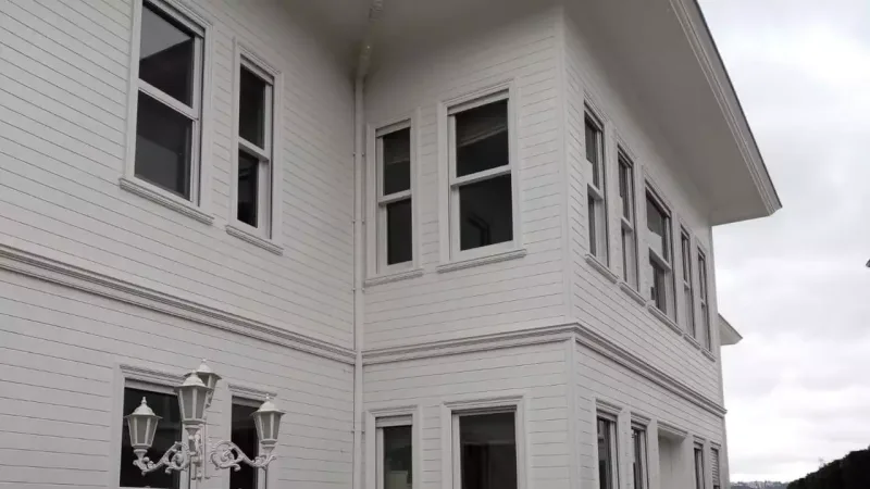 “Yalı çapkını”nın binası rekord qiymətə satılır!