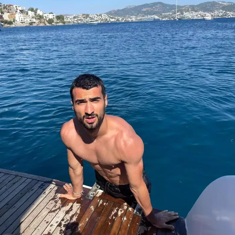 Mahir Emrelinin adından dələduzluq