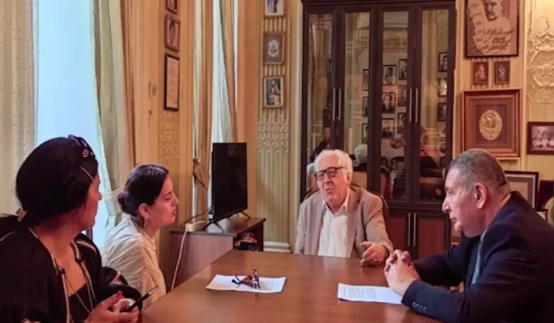 Elzaya xəbərdarlıq olundu!