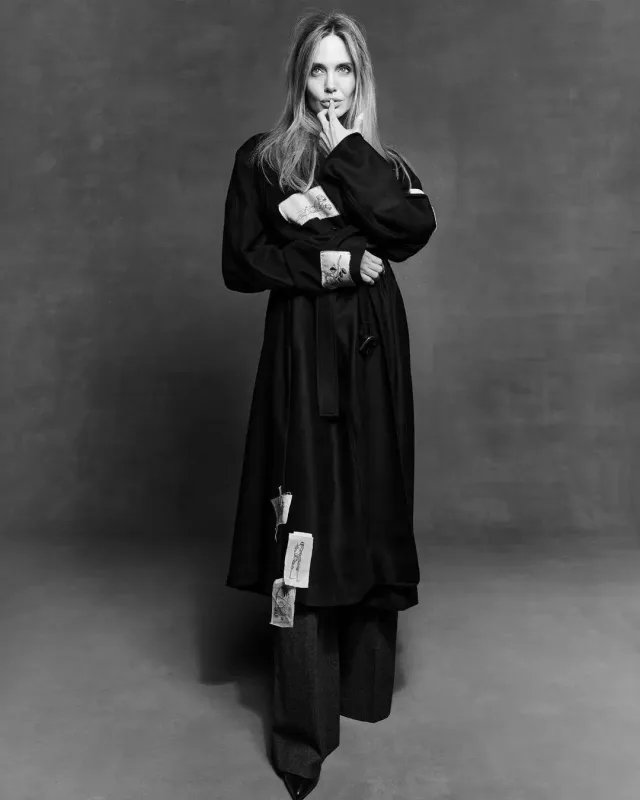 Ancelina Coli uzun illərdən sonra dəyişdi