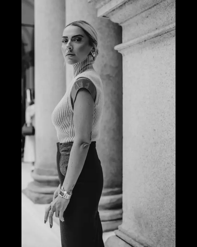 Hadise italyan tərzi ilə heyran etdi