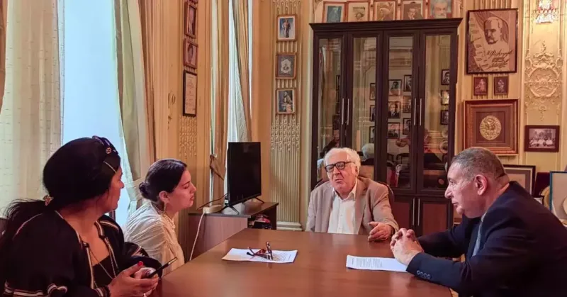 Elzadan AYB-nin xəbərdarlığına reaksiya!