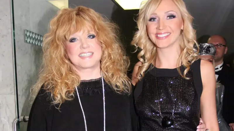 Puqaçovanın qızı Rusiyadakı mülklərini satır