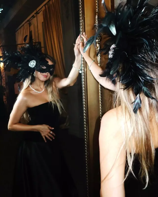 Nəcibənin “ball night”ına belə gəldilər...