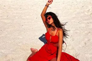 Aysel üçün yay bitməyib