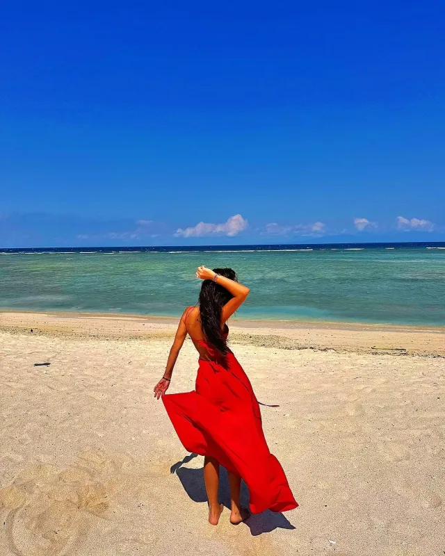 Aysel üçün yay bitməyib