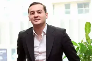 Emilin avtomobilindən oğurluq edilib