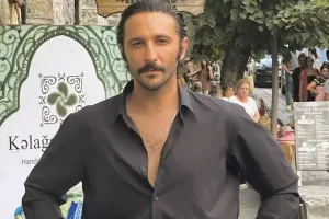 Azərbaycanlı aktyor səhnəyə çıxa bilməyəcək