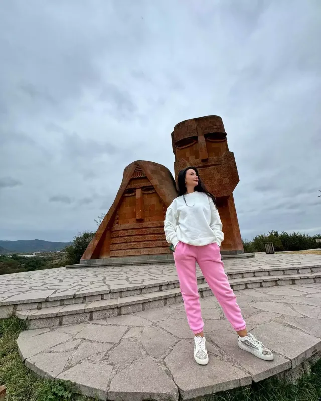 Leyla Xankəndidə...