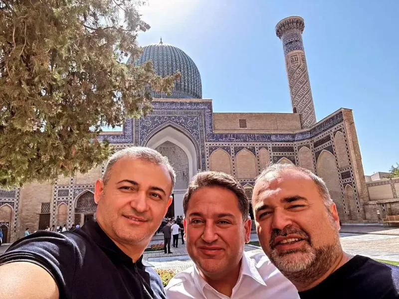 TV rəhbərləri Özbəkistanda bir arada