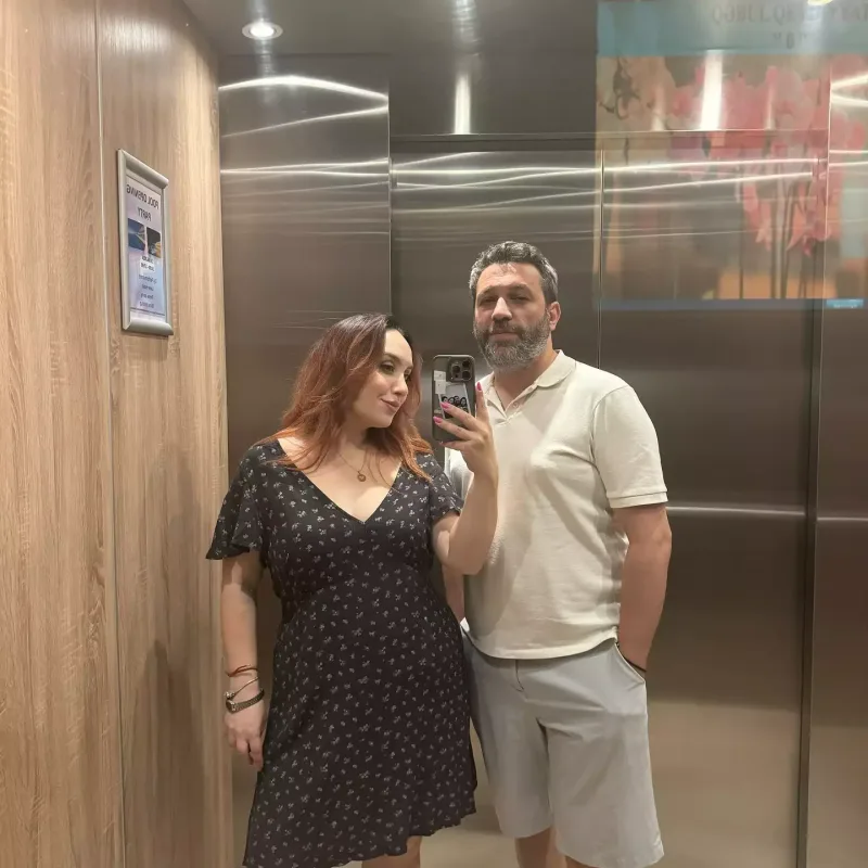 “Ad günün mübarək, həyat yoldaşım!”