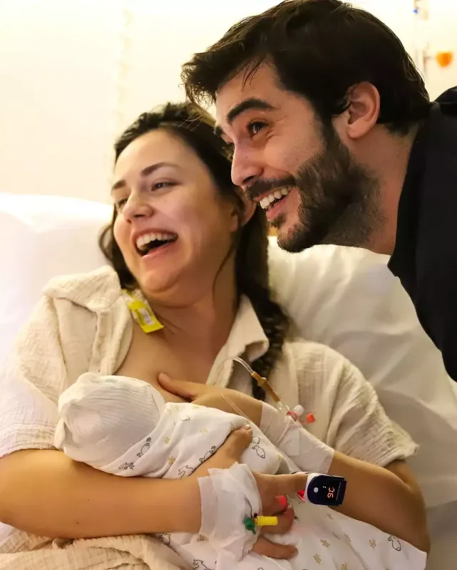 Berkayla Dilanın övladı oldu