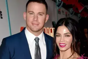 Hollivud aktyoru rəsmən boşandı