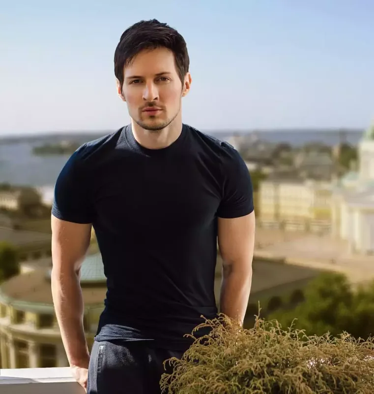 Pavel Durov rəsmi maaşını açıqlayıb