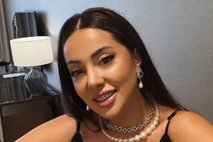 Ayan “Eşq”ini təqdim etdi