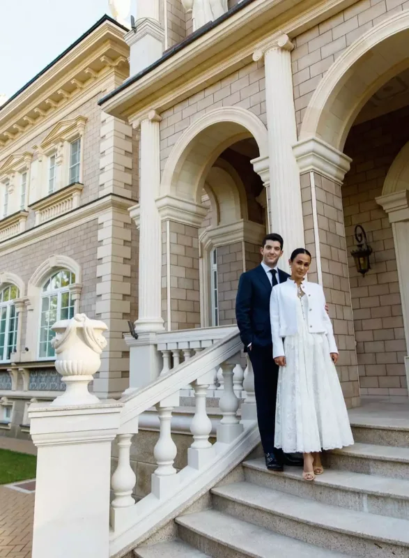 Türk biznesmenin oğlu azərbaycanlı xanımla evlənir!