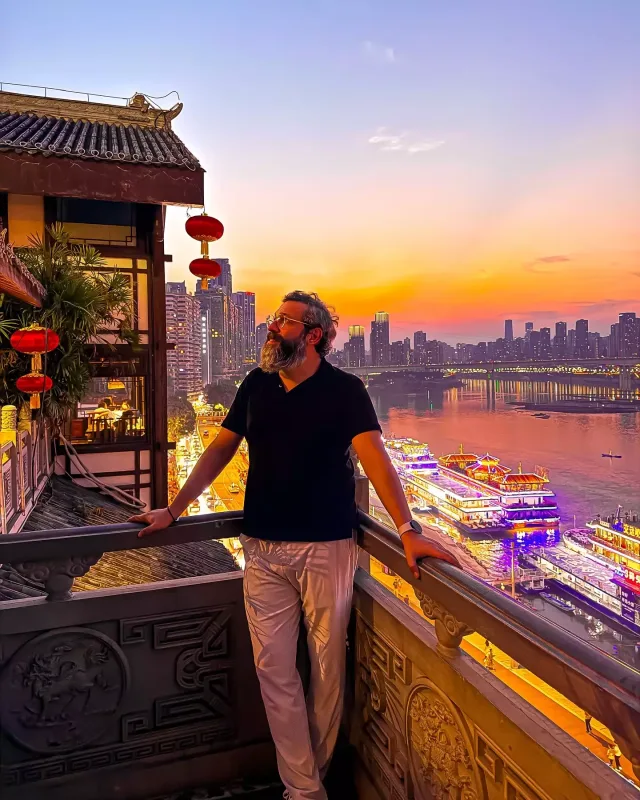 Talehin Çin gəzintisi!