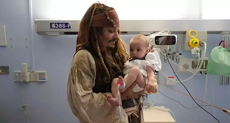 Onlar üçün həmin obraza qayıtdı