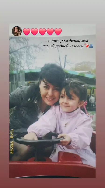 Qızından Samirəyə doğum günü təbriki