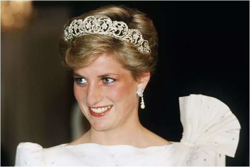 Milyarderin Şahzadə Dianaya intim təklif etdiyi üzə çıxdı