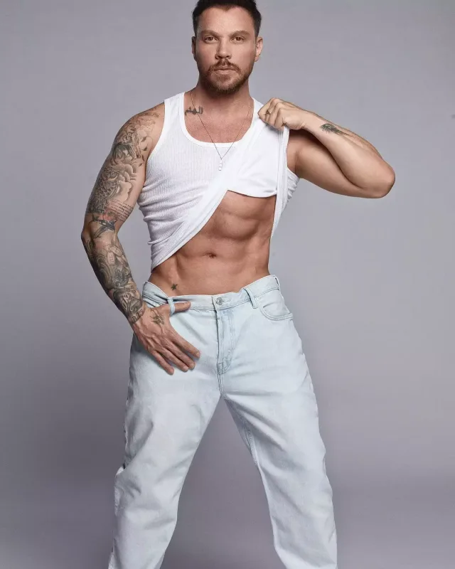 Tubayla Sinan arasında gərginlik