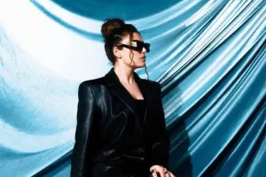 Çinarə “Gizlətmirəm”i belə təqdim etdi