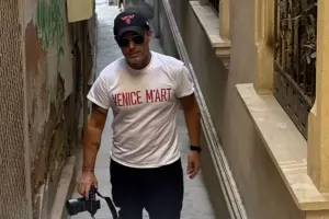 Mustafa Sandal Bakıda