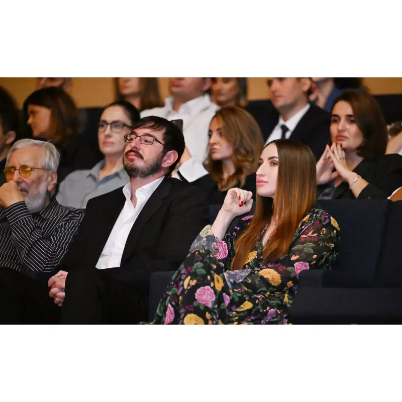 Prezident ailəsi film təqdimatında