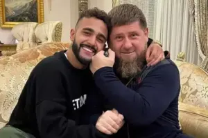 Hüseyn Kadırovu təbrik etdi