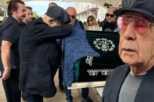 Mazhar Alanson qızını son mənzilə yola saldı