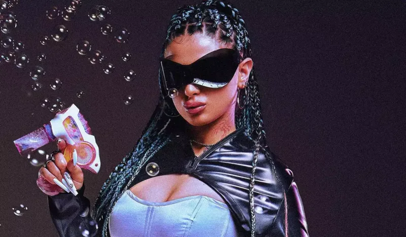 “Alizade Avroviziya üçün maraqlı personajdır”