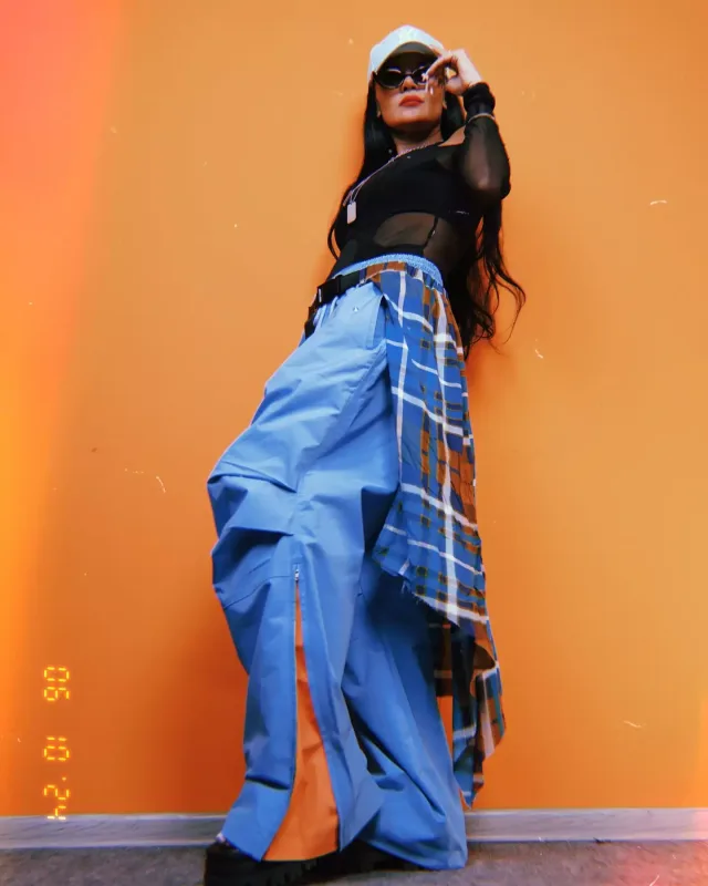 Natavan bu şəkilləri ilə sükutu pozdu