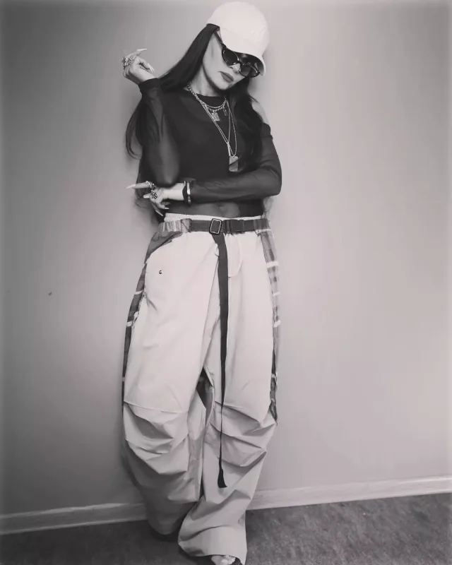 Natavan bu şəkilləri ilə sükutu pozdu